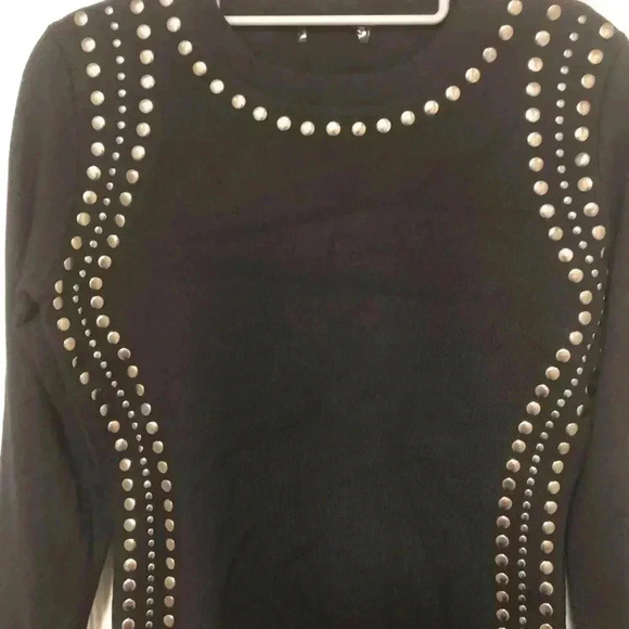 VENUS Women’s Black Long Sleeve Top with silver button accents M XL - Picture 4 of 16